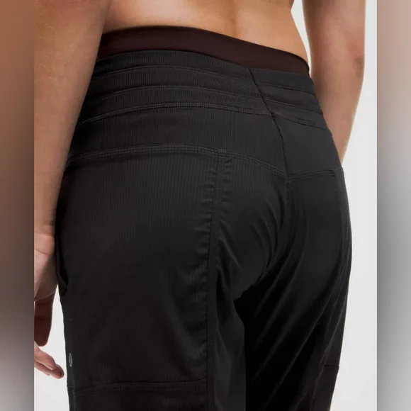 Lululemon Black Dance Studio Mid-Rise Pant Regular Size 8 - Picture 5 of 12